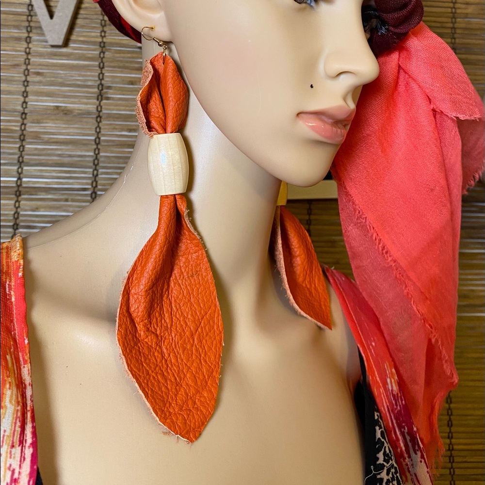 NOT FOR SALE 
DUSTER SET